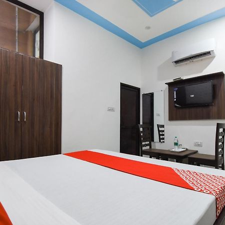 Hotel O Chandigarh Inn Extérieur photo